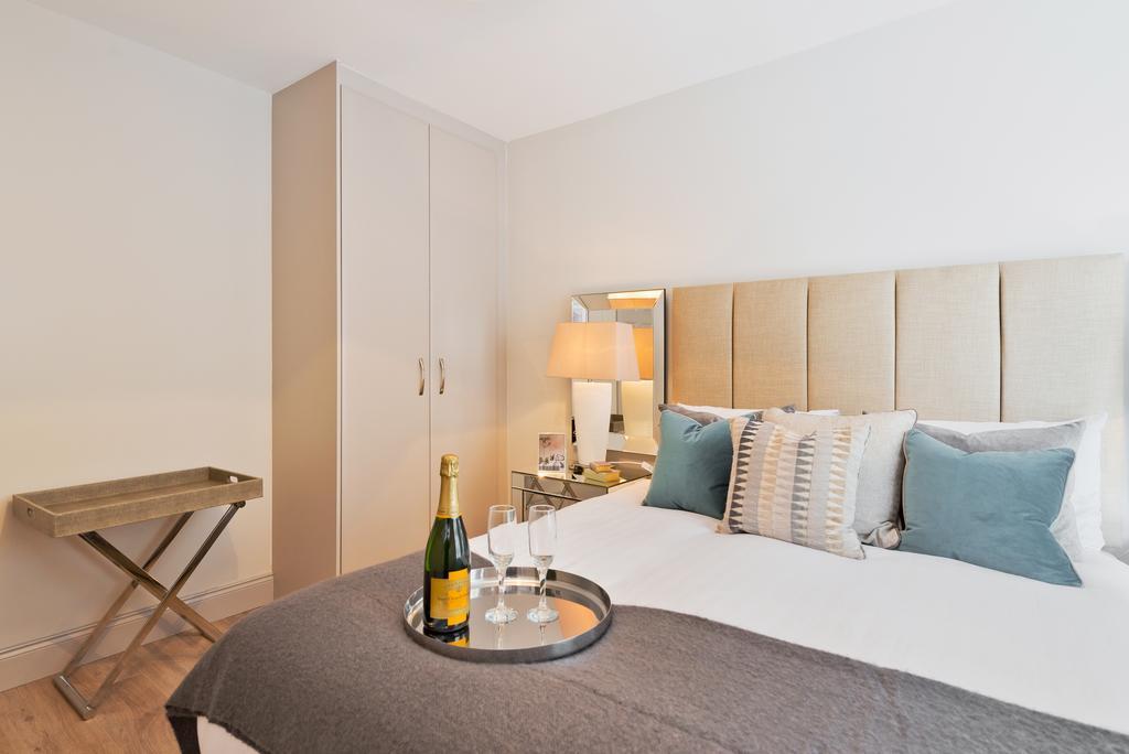 Exclusive City Centre Apartment Dublin Bagian luar foto